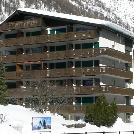 Matten Apartment
